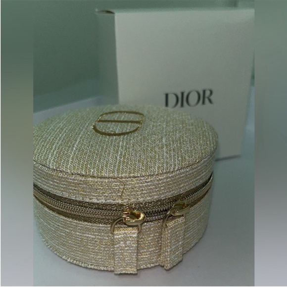 New, unused and AUTHENTIC Dior gift set. - Picture 5 of 7